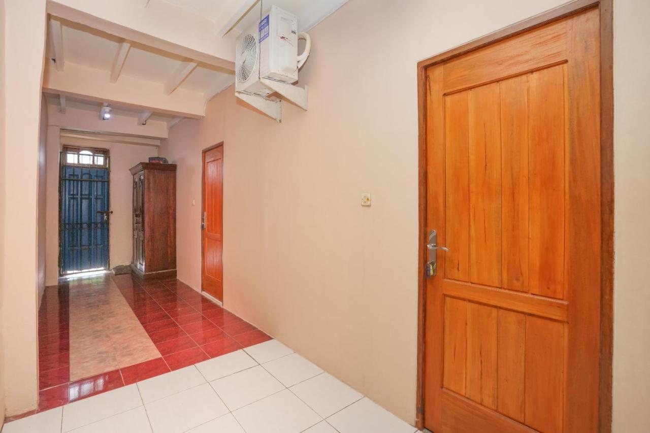 Oyo 2656 Az Zahra Residence Syariah Surabaya Luaran gambar